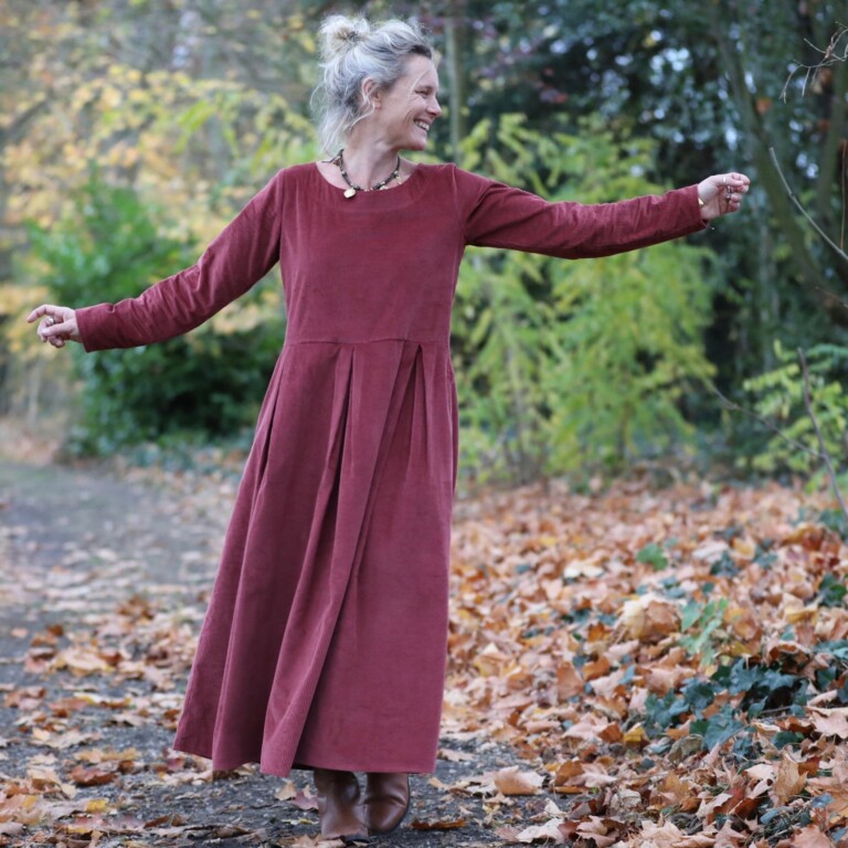 Quintessence - Robe Louisa - velours côtelé terracotta