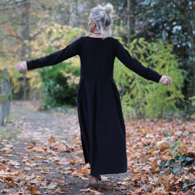 Quintessence - Robe Louisa - velours milleraies noir
