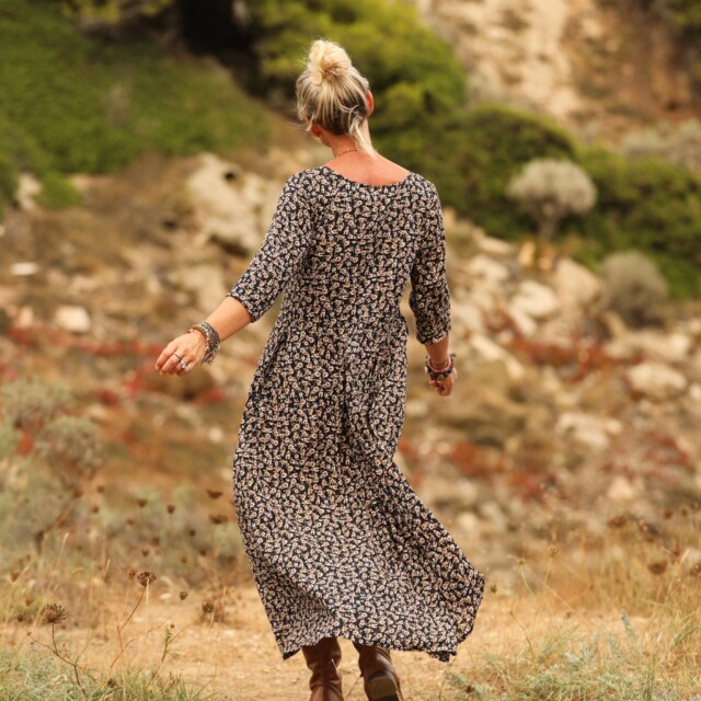 Quintessence - Robe Louisa viscose fleurettes dorées