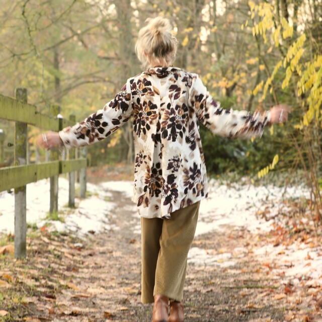 Quintessence - Chemise Caroline - Viscose Fleurs de Moka