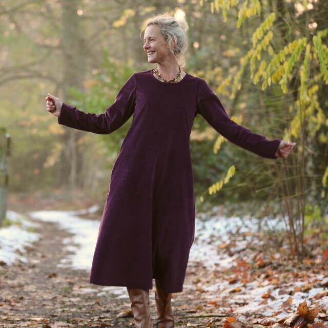 Quintessence - Robe Armande – velours côtelé prune