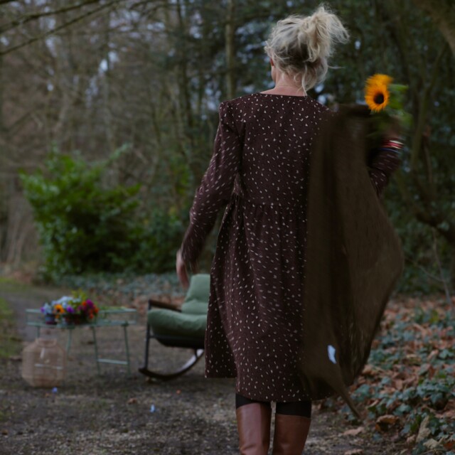Quintessence - Robe Edonie coupe midi - Velours milleraies Léo choco