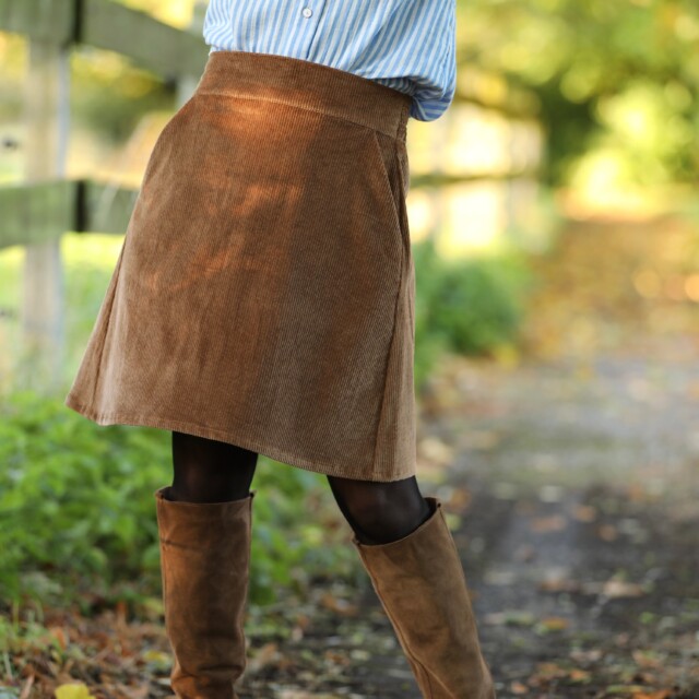 Quintessence - Jupe Maya - velours côtelé camel