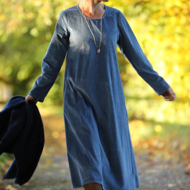 Quintessence - Robe Armande – velours côtelé bleu officier