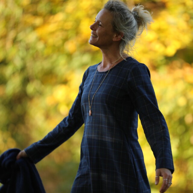 Quintessence - Robe Armande – tartan écossais d’automne