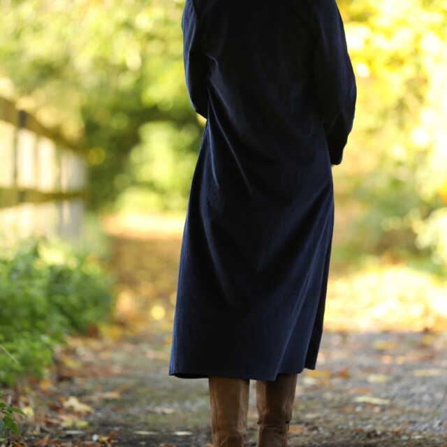 Quintessence - Robe Armande – velours côtelé bleu marine