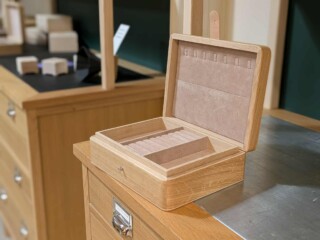 Manufacture Jacquemin - Coffret casier à bijoux en chêne grand modèle