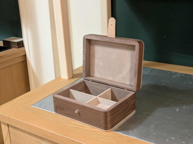 Manufacture Jacquemin - Coffret à bijoux en noyer – petit modèle