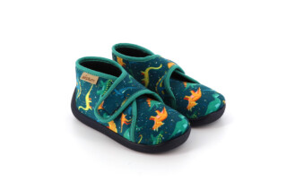 Chausson vert dinosaure enfant Arlo par la marque Airplum Airplum - Chausson vert dinosaure enfant Arlo
