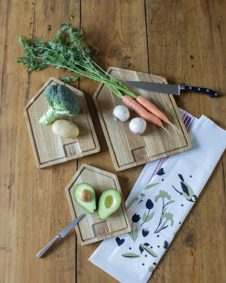 Reine Mère - Quartier - Planches à découper en chêne - Quartier L