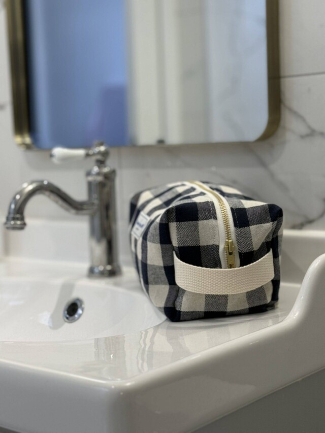 Maison Mallow - Trousse de Toilette XXL Carreaux Vichy Bleu Marine