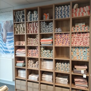 Aux-bains-francais-atelier-stockage