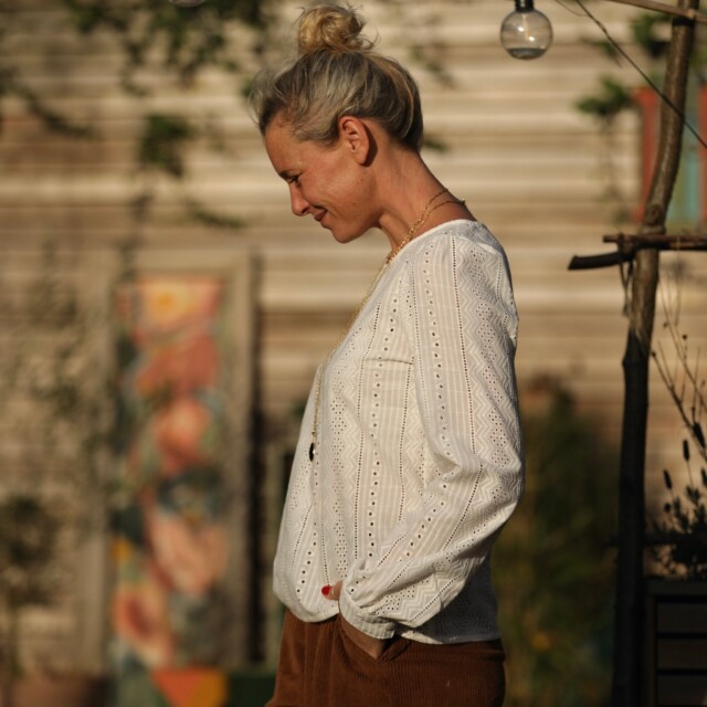 Quintessence - Blouse Amarante - broderie géométrique ivoire