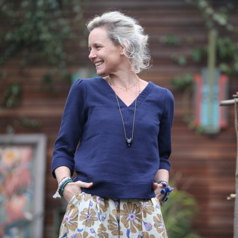 blouse eulalie col v manches 34 double gaze de coton bleu nuit 647079 Quintessence - Blouse Eulalie col V - manches 3/4 - double gaze de coton bleu nuit