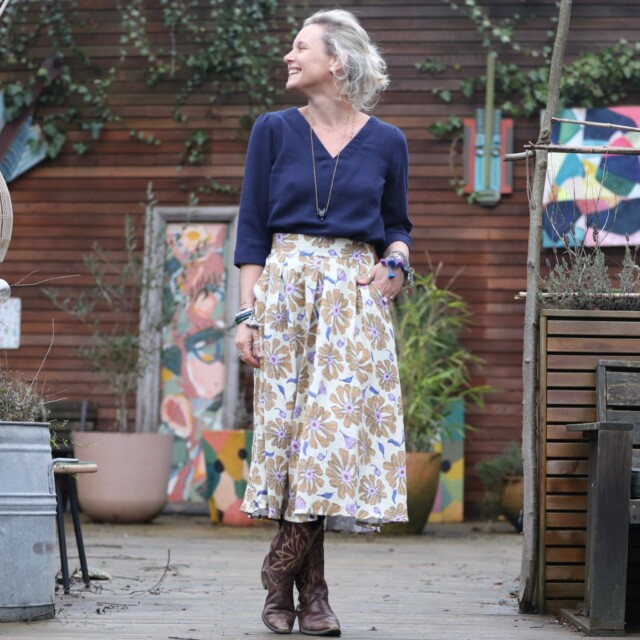 Quintessence - Blouse Eulalie col V - manches 3/4 - double gaze de coton bleu nuit