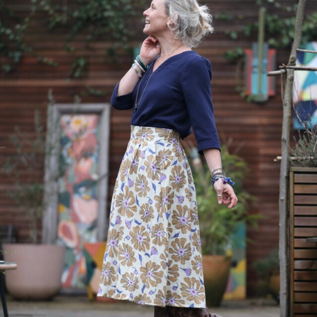 Quintessence - Blouse Eulalie col V - manches 3/4 - double gaze de coton bleu nuit