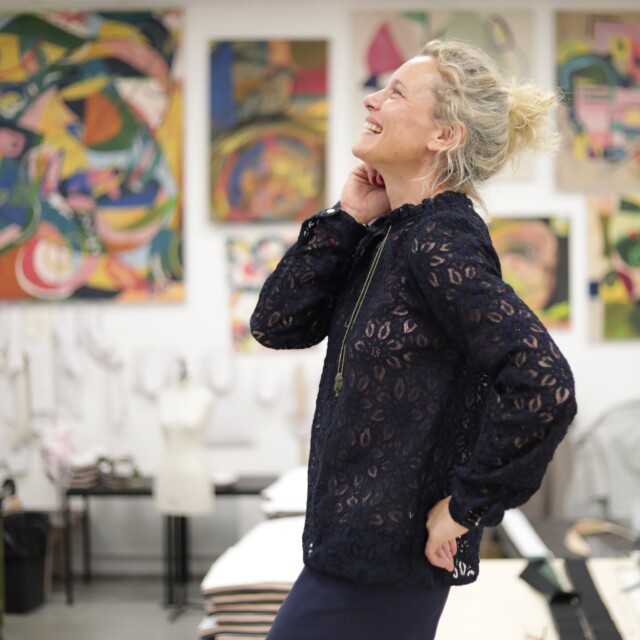 Quintessence - Blouse Fantine - Dentelle bleu marine