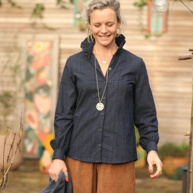 Quintessence - Blouse Marthe - broderie géométrique marine