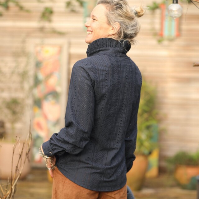 Quintessence - Blouse Marthe - broderie géométrique marine