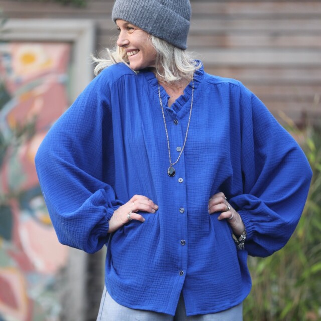 Quintessence - Blouse Miléna - double gaze de coton bleu Majorelle