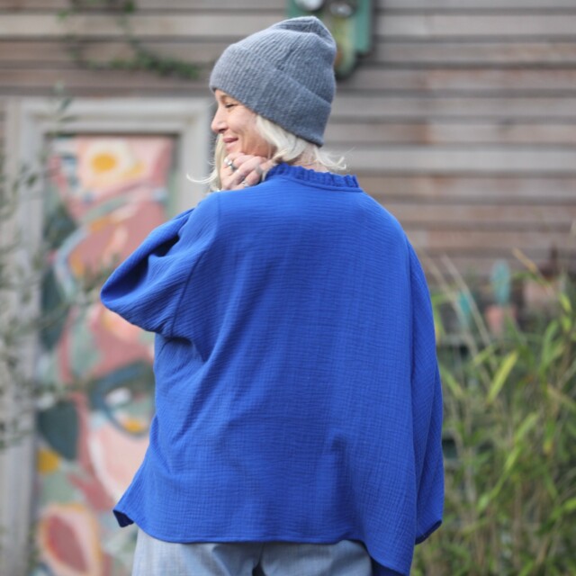 Quintessence - Blouse Miléna - double gaze de coton bleu Majorelle