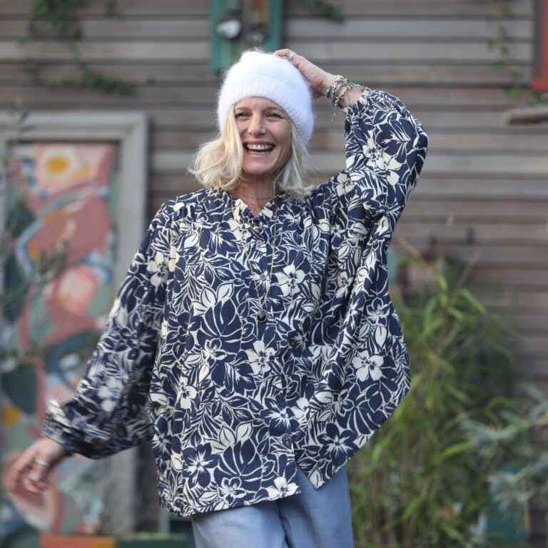 Quintessence - Blouse Miléna - velours milleraies fleuri marine