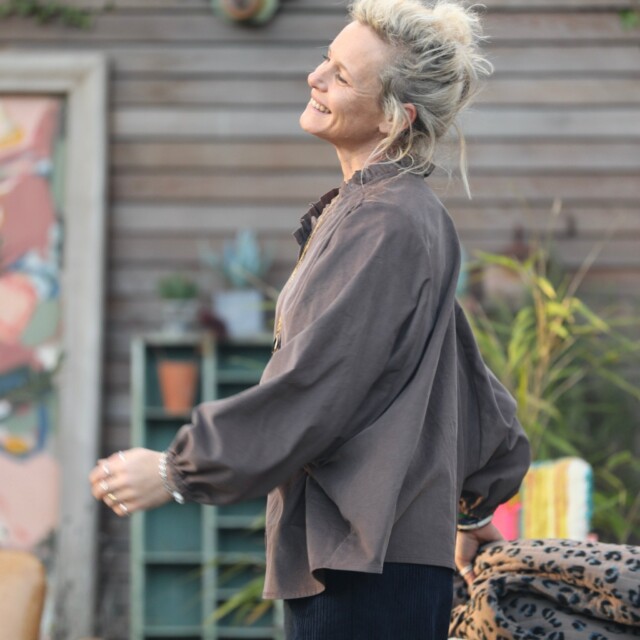 Quintessence - Blouse Miléna - velours milleraies moka