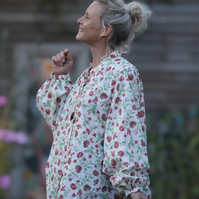 Quintessence - Blouse Miléna - voile de coton Roses "Amnesia"