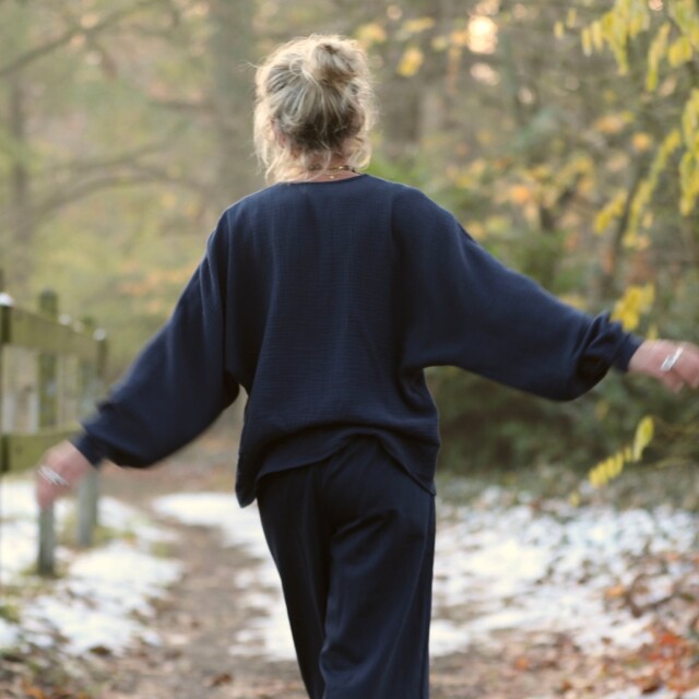 Quintessence - Blouse Mina – Double gaze de coton marine