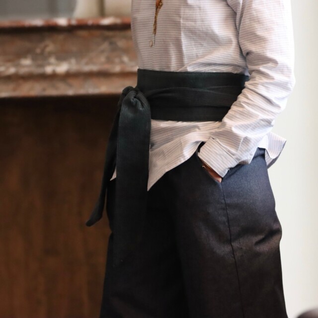 Quintessence - Ceinture Anita en velours côtelé bleu canard