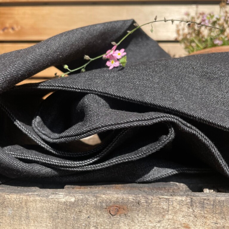 Quintessence - Ceinture Anita en jean de coton noir India