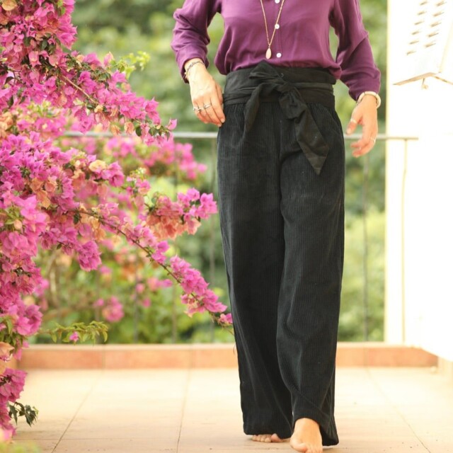 Quintessence - Ceinture Anita - velours de coton milleraies noir