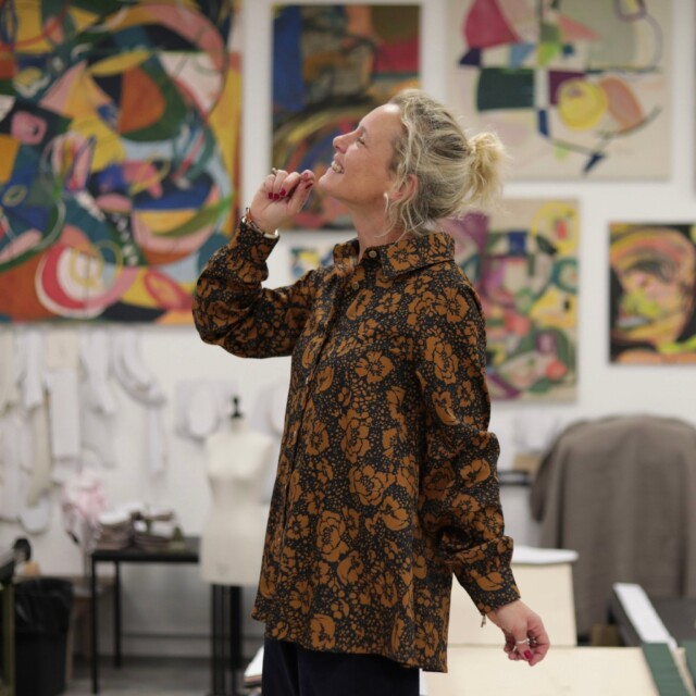 Quintessence - Chemise Caroline - Satin de coton Fleurs de Curcuma