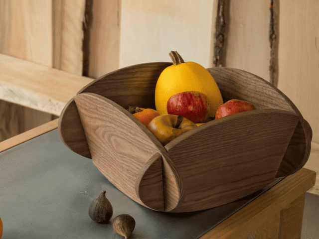 Manufacture Jacquemin - Corbeille à fruit en noyer massif