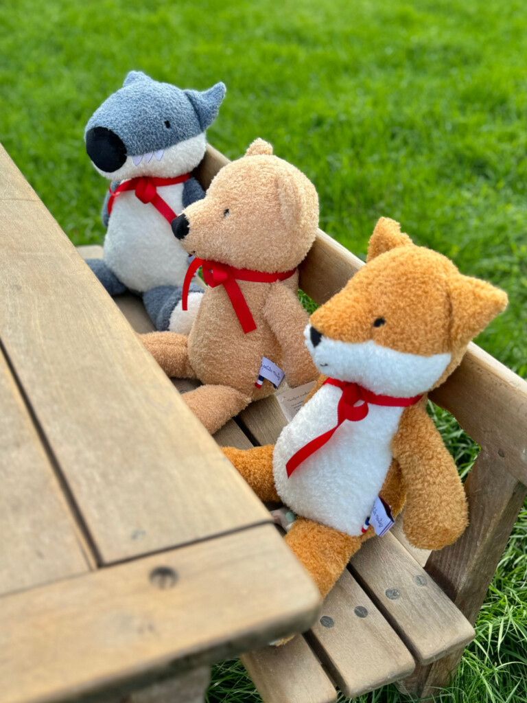 Les Petites Maries - Nounours l'inimitable
