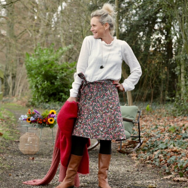 Quintessence - Jupe portefeuille Marie midi - Velours milleraies champêtre