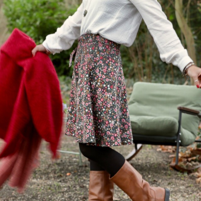 Quintessence - Jupe portefeuille Marie midi - Velours milleraies champêtre