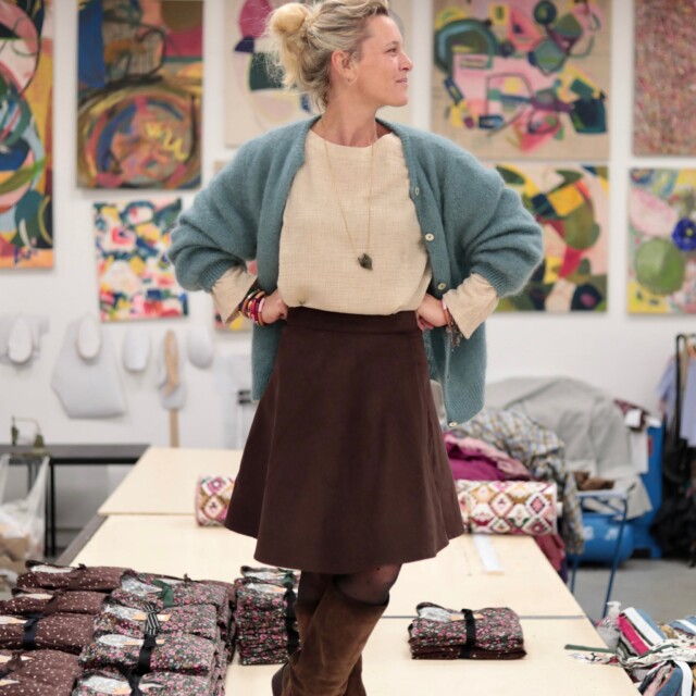 Quintessence - Jupe portefeuille Marie midi - Velours milleraies chocolat