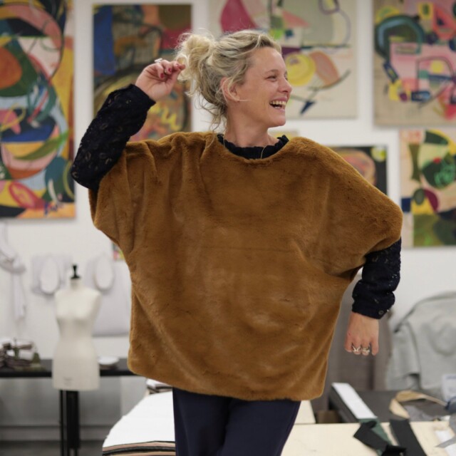 Quintessence - Le Poncho Douillet Pétronille - Fourrure camel