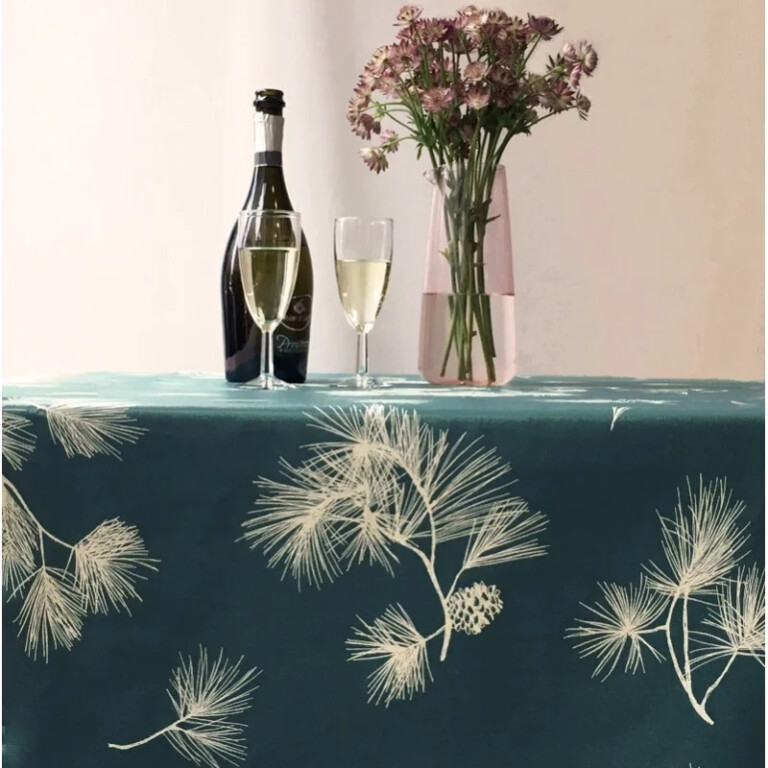 Fleur de Soleil - Nappe enduite ronde ou ovale Pin Vert