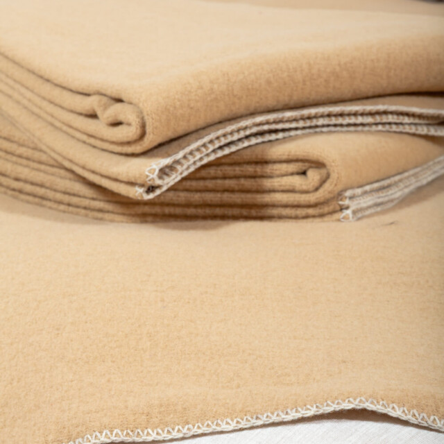 Ardelaine - Plaid tricoté en laine