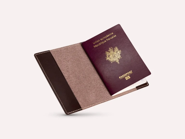Daguet - Porte-passeport - Marron