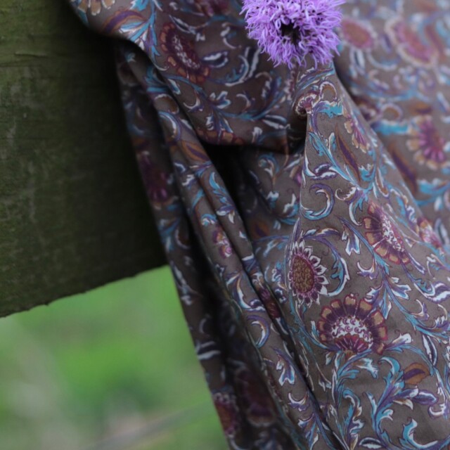 Quintessence - Robe Allegra - Satin de coton fleuri moka