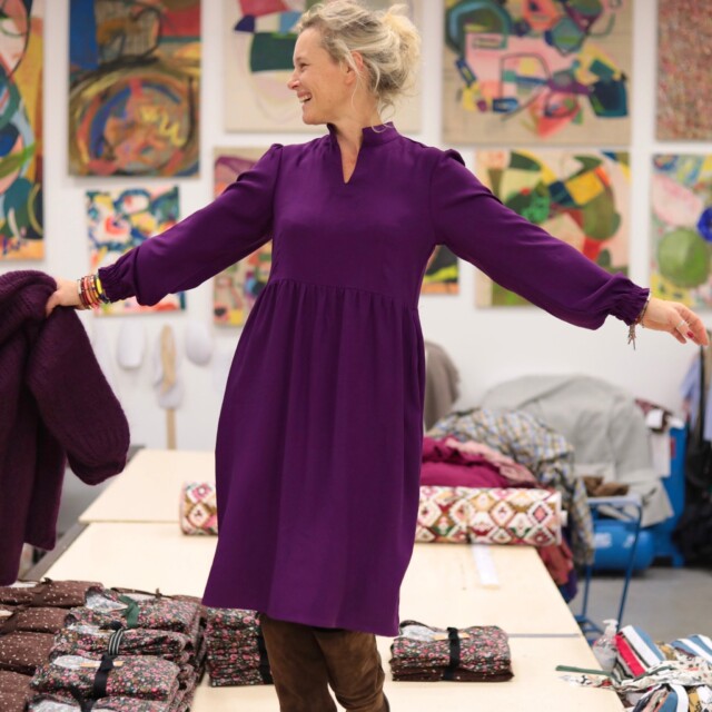 Quintessence - Robe Allegra – viscose prune