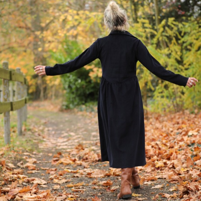 Quintessence - Robe Arlène - Velours milleraies bleu marine