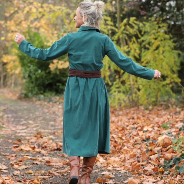 Quintessence - Robe Arlène - Velours milleraies vert émeraude