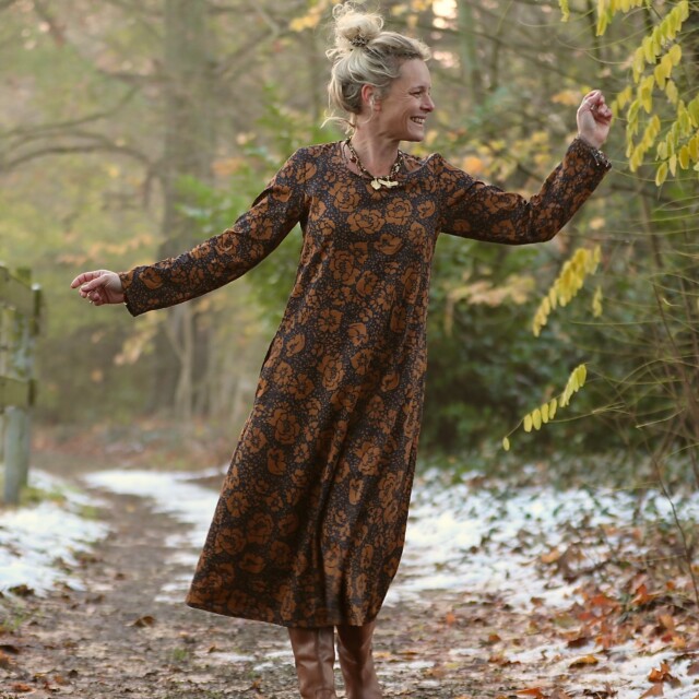 Quintessence - Robe Armande – Satin de coton Fleurs de Curcuma