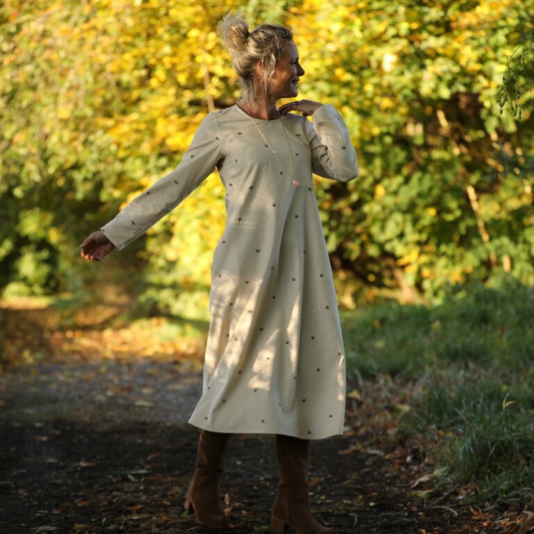 Quintessence - Robe Armande – Velours milleraies ivoire fleuri