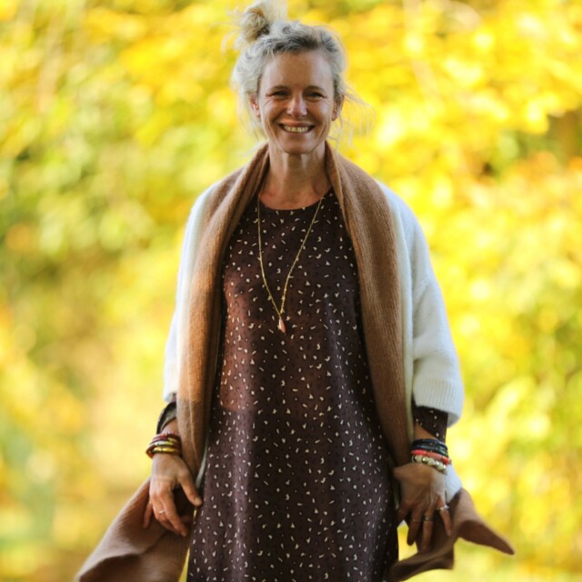 Quintessence - Robe Armande – Velours milleraies Léo choco