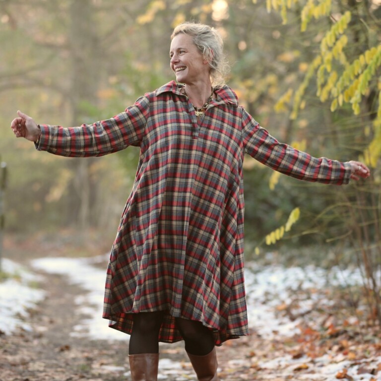 robe carole flanelle de coton tartan erable rouge 7518383 Quintessence - Robe Carole – flanelle de coton tartan érable rouge